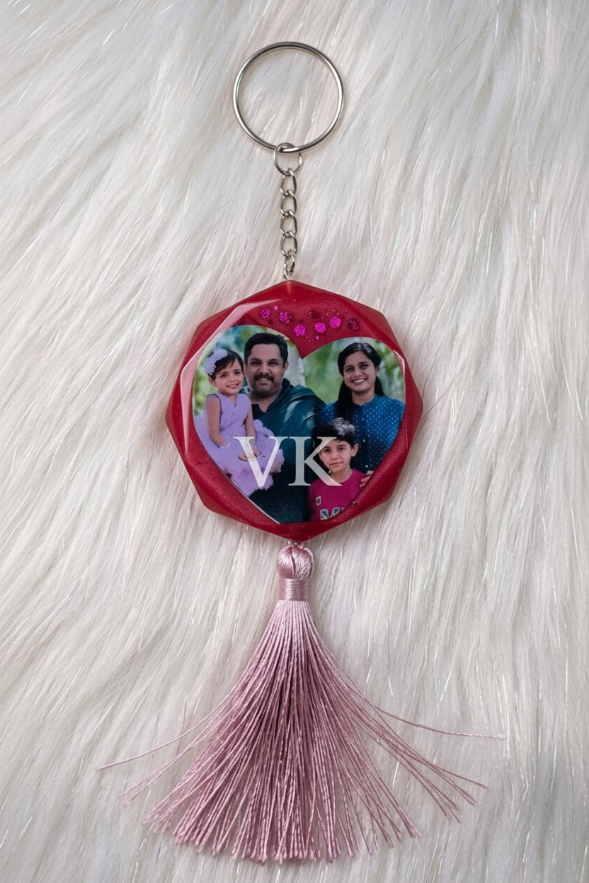 Custom Resin Photo Gifts UAE | Personalized Resin Keychains, Photo Frames & Keepsakes