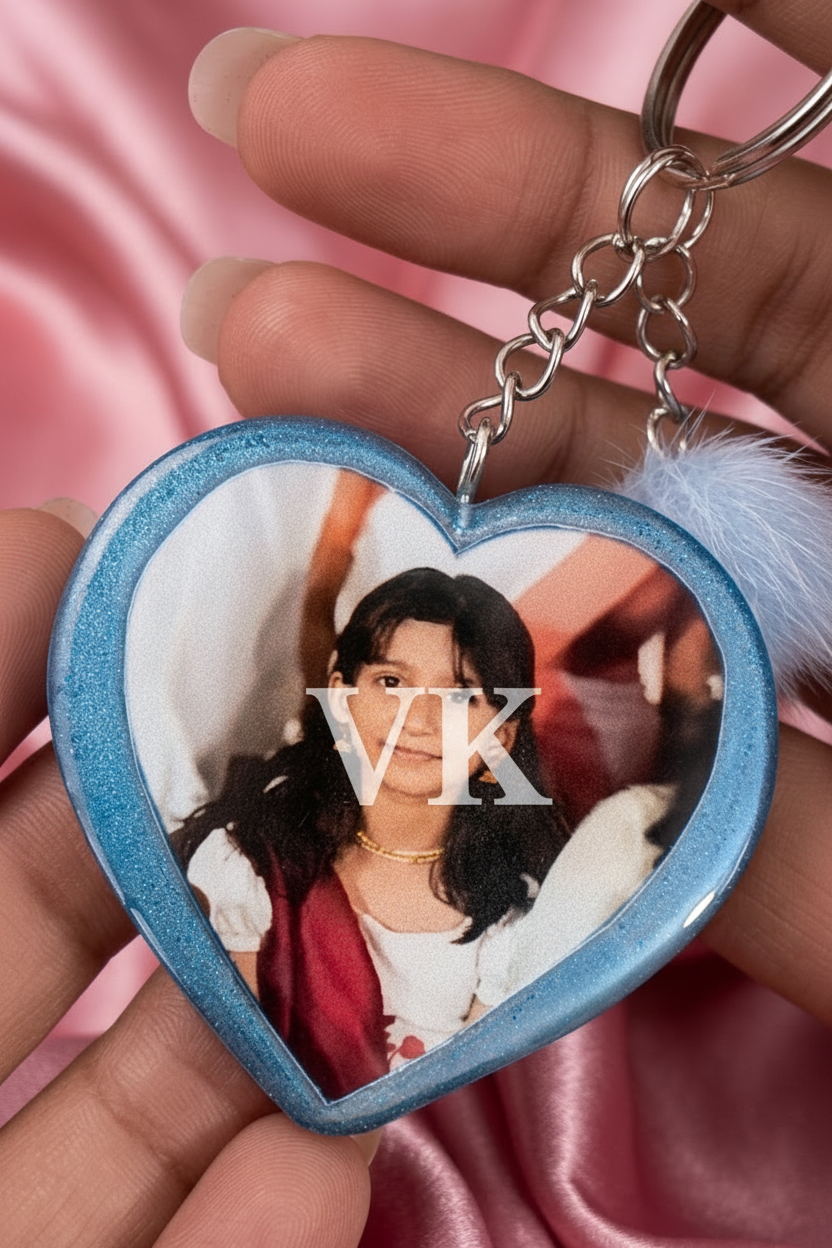 Custom Resin Photo Gifts UAE | Personalized Resin Keychains, Photo Frames & Keepsakes